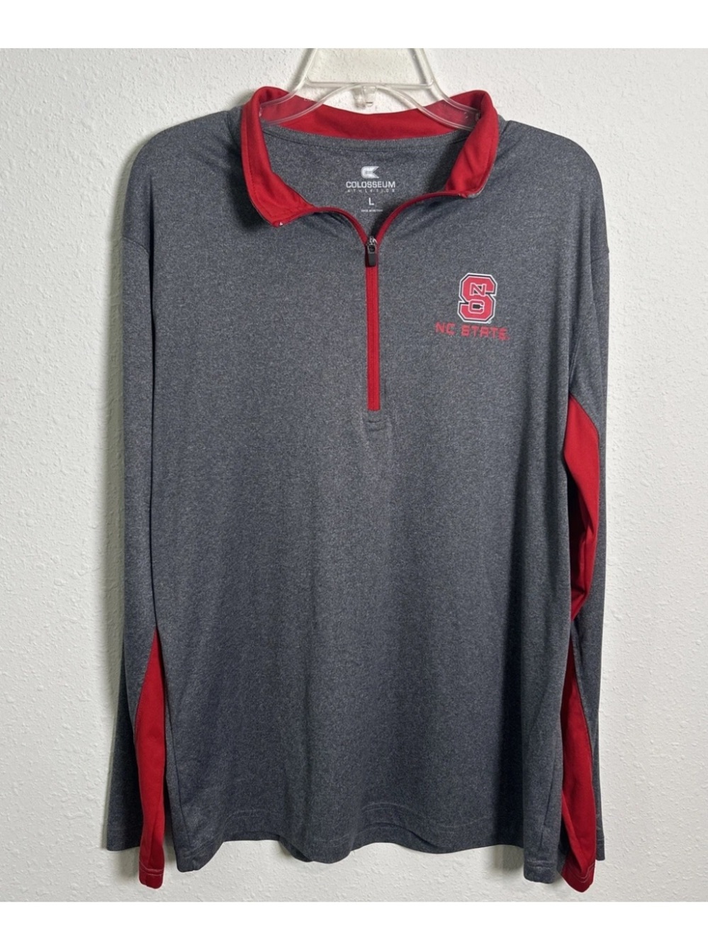 NC State Wolfpack Colosseum 1/4 Zip Long Sleeve Shirt Men’s Lg Gray Red Accents